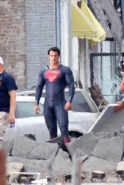 Henry Cavill sur le tournage