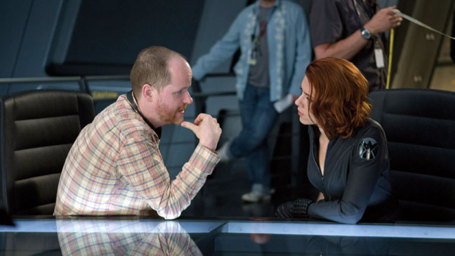 Après le succès faramineux du premier épisode, il était normal que Joss Whedon accepte, à la demande de Disney, de tourner la suite de "The Avengers".... (voir ci-dessous)