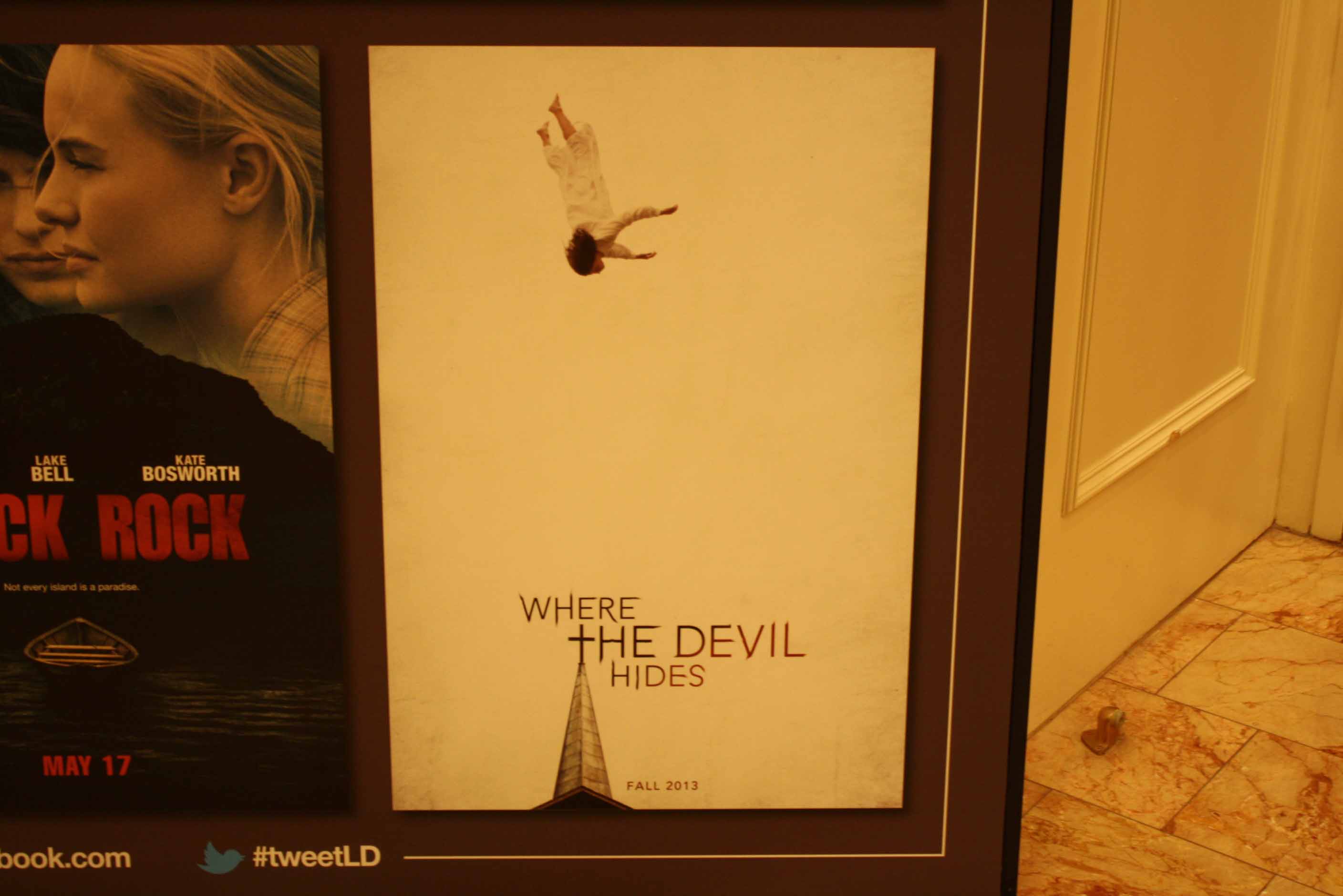 Le nouveau thriller d'horreur de Christian E. Christiansen ("The Roomate") vient de changer de nom et s'intitule désormais "Where the Devil Hides" (voir ci-dessous)