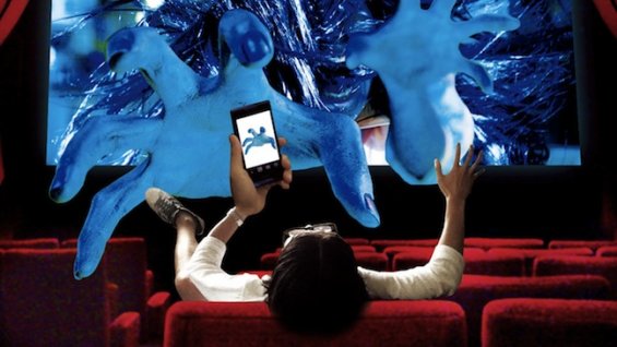 SADAKO 3D 2 sort à la fin de l'été au Japon (voir ci-dessous)