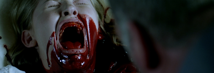 "Embrace of the Vampire" sera distribué le mois prochain aux USA (voir ci-dessous)