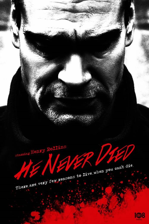 En tournage depuis le 13 novembre à Tornto, "He Never Died" a pour personnage principal un individu immortel, mais dont l'existence, prolongée indéfiniment, n'apporte que dépression et détachement (voir ci-dessous)