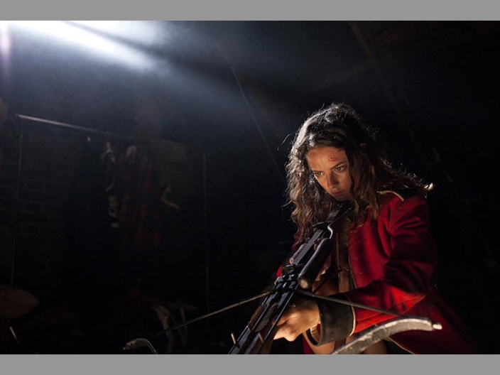 "Tiger House" est un nouveau film d’invasion de domicile en Afrique du Sud avec Kaya Scodelario et  Dougray Scott (voir ci-dessous).