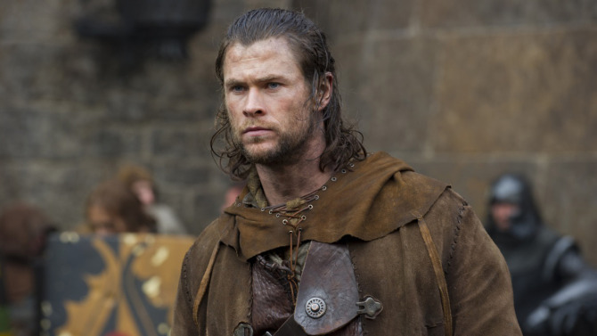 Frank Darabont va diriger  "The Huntsman," un spin-off de "Blanche-Neige et le chasseur" (voir ci-dessous)