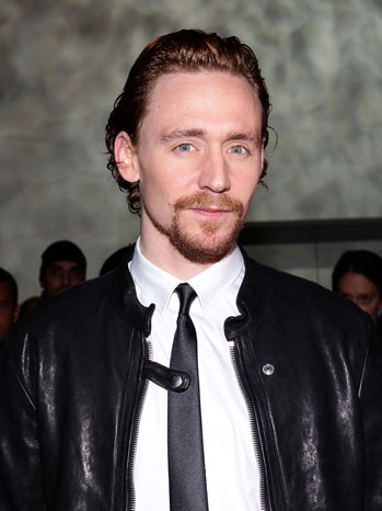 TOM HIIDDLESTON en vedette dans SKULL ISLAND (voir ci-dessous)