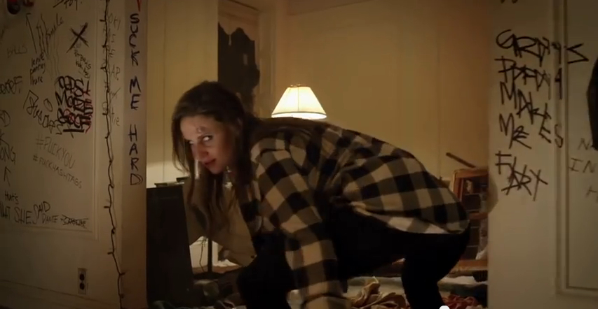 Dylan Penn fait ses débuts dans CONDEMNED d’Eli Morgan Gesner… (voir ci-dessous)