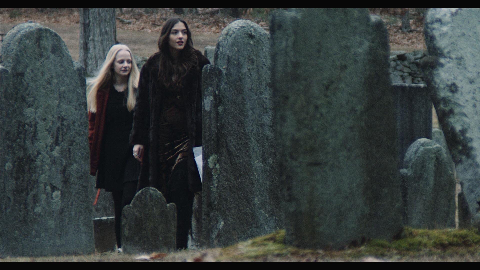 « Sweet, Sweet Lonely Girl », nouvelle ghost-story de A.D. Calvo…. (voir ci-dessous)