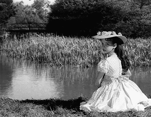 Steven Spielberg produit une nouvelle version du « Tour d’Ecrou » d’Henry James, confiée à Juan Carlos Fresnadillo («28 semaines »)(voir ci-dessous)