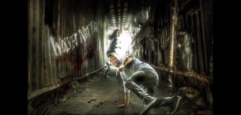 THE WALKING DEAD devient cet été une attraction permanente des Studios Universal… (voir ci-dessous)