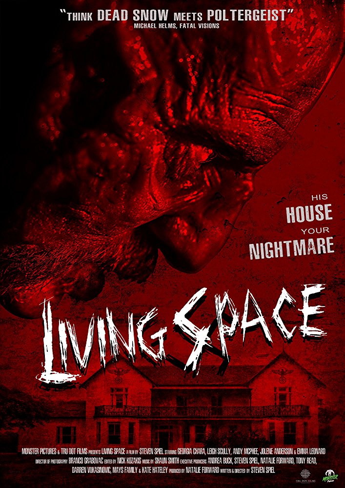 Film australien du nouveau venu Steven Spiel, "Living Space" voit deux collégiens amoureux, Brad et Ashley, s'aventurer au cœur de l'Allemagne. Leurs vacances romantiques prend un tour sinistre lorsque leur voiture tombe en panne dans la campagne allemand