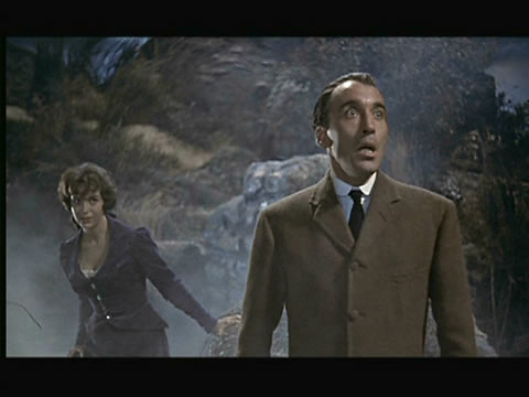 LE CHIEN DES BASKERVILLES (1958)