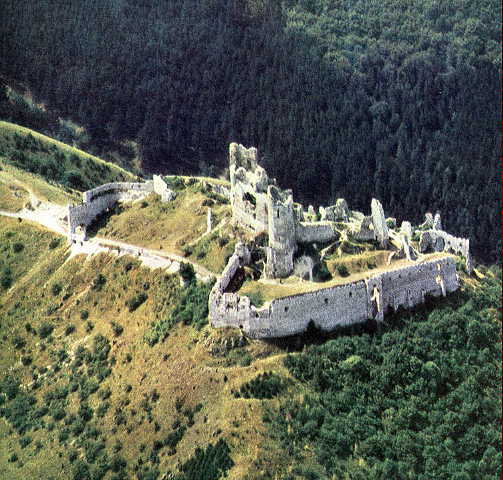 Les ruines du château de la Comtsse Bathory