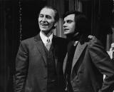 Deux Frankenstein pour le prix d'un ! Peter Cushing et Ralph Bates (1940-1991) sur le plateau des "Horreurs de Frankenstein" (1970)