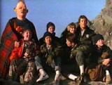 Annoncée depuis des années, la rumeur d'une suite de "Goonies" refait surface. Des scénaristes seraient à l'oeuvre pour cette production Warner, où l'on retrouverait une partie du casting d'origine.....