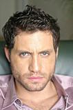 Edgar Ramirez (The Bourne Ultimatum) sera la vedette du thriller d'horreur "Viene el Jaguar", où il interprétera un ex-prêtre passablement torturé pratiquant un exorcisme dans la jungle colombienne (suite ci-dessous)