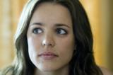 Rachel McAdams (notre photo) sera la vedette féminine du "Sherlock Holmes" de la Warner, où elle interprétera l'énigmatique Irene Adler, objet de la flamme du célèbre détective, un personnage apparu dans une seule histoire (suite ci-dessous)