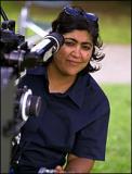 La cinéaste Gurinder Chadha ("Coup de foudre à Bollywood") prépare "It's a Wonderful Afterlife" (suite ci-dessous)