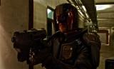 Karl Urban dans le remake de "Judge Dredd" que signe  Peter Travis d'après un script d'Alex Garland ("28 jours plus tard"), et dont la sortie est prévue pour 2012.
