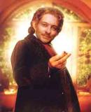 Spider-Man dans la Terre du Milieu : Tobey Maguire pourrait endosser le rôle de Bilbo le Hobbit (voir ci-dessous)