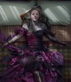 Après TWILIGHT, une nouvelle saga fantastique : "The Girl with the Red Riding Hood" (voir ci-dessous)