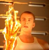 Chris Evans (la torche humaine des 4 Fantastiques) sera le héros-titre de "The First Avenger : Captain America" (voir ci-dessous)