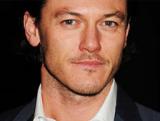 Le comédien Luke Evans, qui a interprété Apollon dans "Le Choc des titans," va figurer dans un autre film inspiré de la mythologie grecque, à savoir "War of the Gods", alias "Dawn of War," de Tarsem Singh (voir ci-dessous)