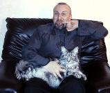 Philippe Chambin (Mr. "traductions", exilé - avec son étonnant compagnon - en Australie. Un spécialiste du son, qu'il enseigne à Sydney)