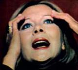 "je vois... je vois...." (Macha Meril)